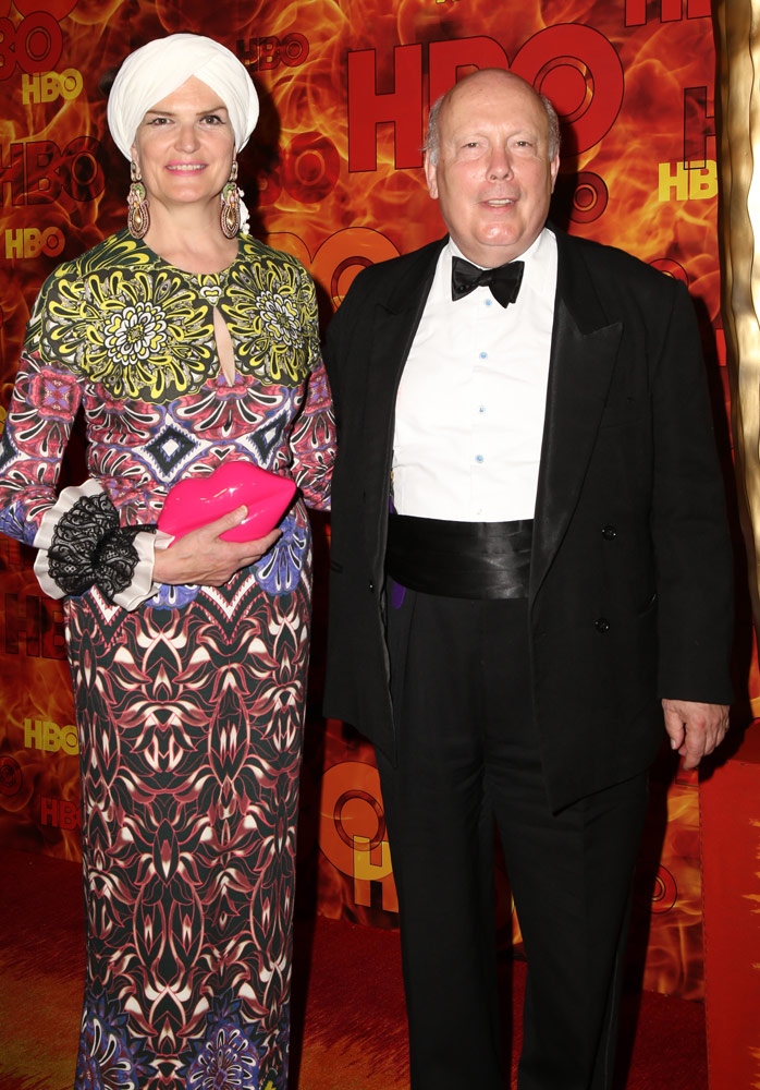 How tall is Julian Fellowes