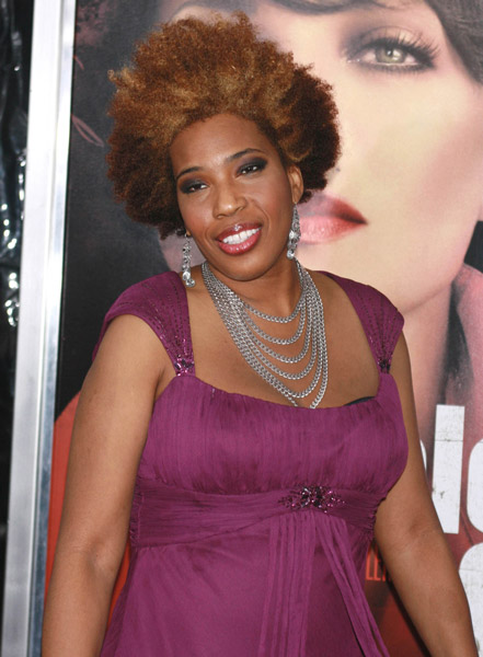 How tall is Macy Gray