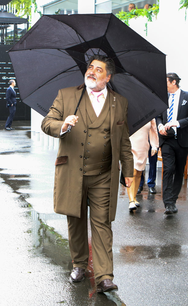 How tall is Matt Preston