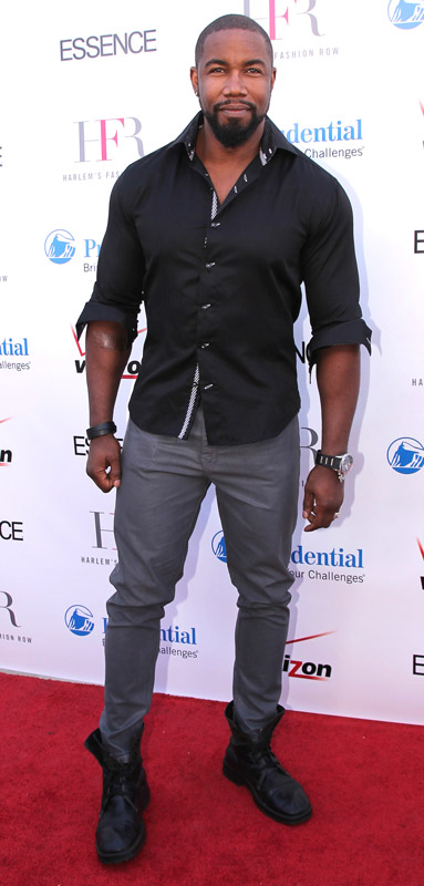 How tall is Michael Jai White