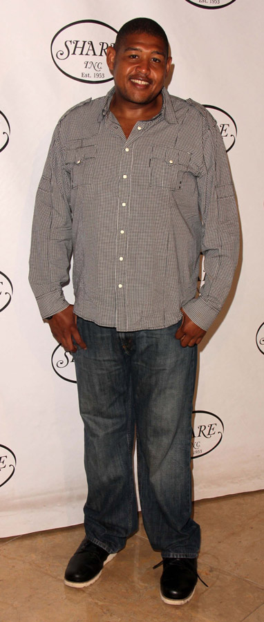 How tall is Omar Benson Miller