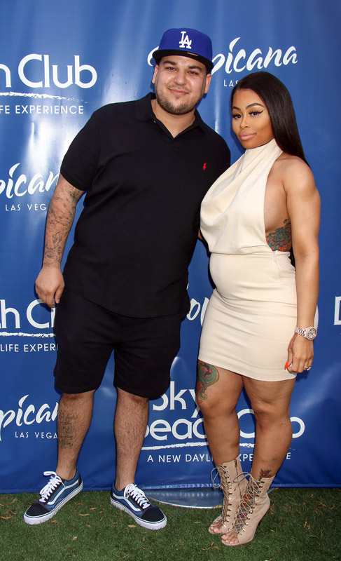 How tall is Rob Kardashian