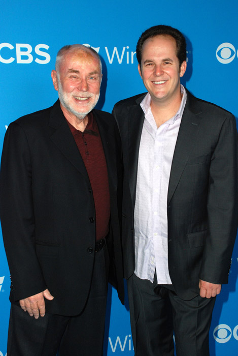 How tall is Robert David Hall