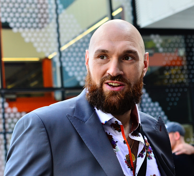 How tall is Tyson Fury