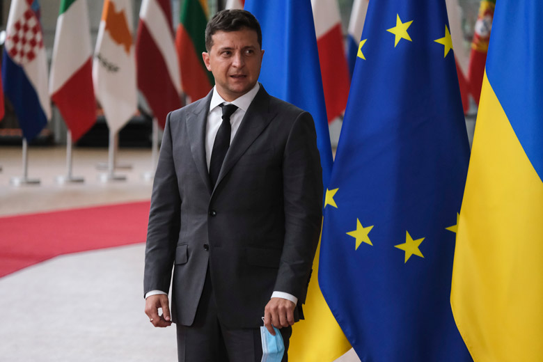 How tall is Volodymyr Zelenskyy